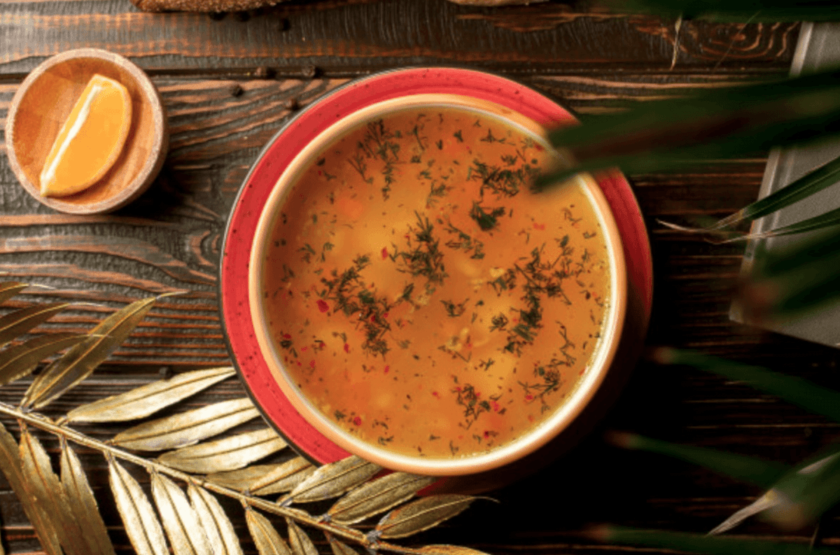 Plato de sopa elaborada con nuestro caldo casero